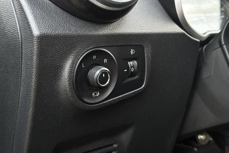 Продам MG ZR ZS EV 44.5 KW авто у Львові  2020 года в Львове