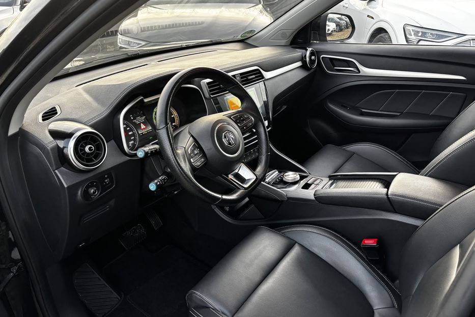 Продам MG ZR ZS EV 44.5 KW авто у Львові  2020 года в Львове