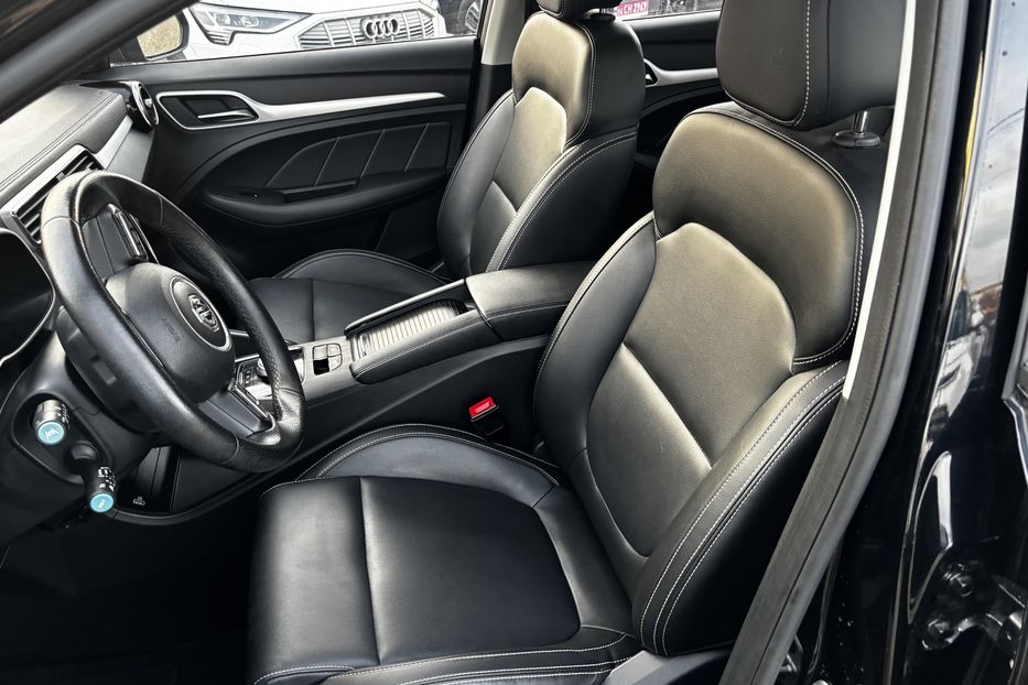 Продам MG ZR ZS EV 44.5 KW авто у Львові  2020 года в Львове