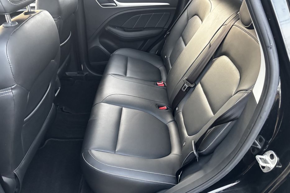 Продам MG ZR ZS EV 44.5 KW авто у Львові  2020 года в Львове