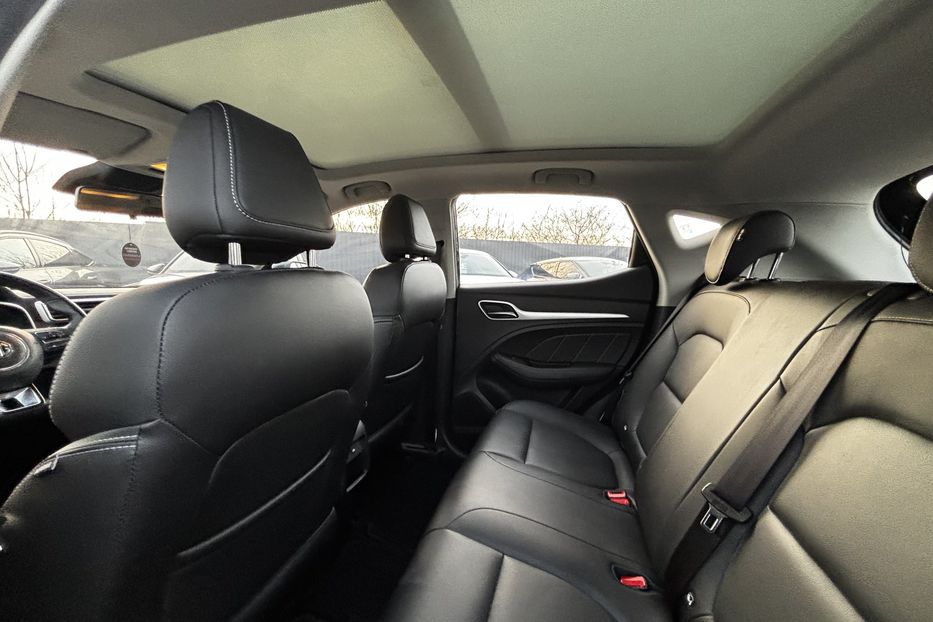 Продам MG ZR ZS EV 44.5 KW авто у Львові  2020 года в Львове