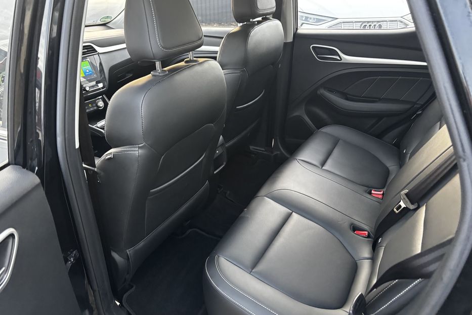 Продам MG ZR ZS EV 44.5 KW авто у Львові  2020 года в Львове