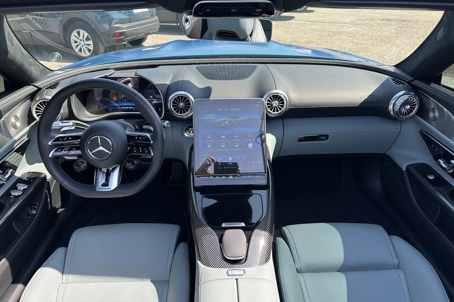 Продам Mercedes-Benz SL-Class 55AMG 4Matic+ 2022 года в Киеве