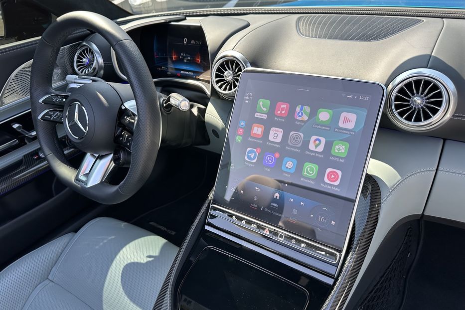 Продам Mercedes-Benz SL-Class 55AMG 4Matic+ 2022 года в Киеве