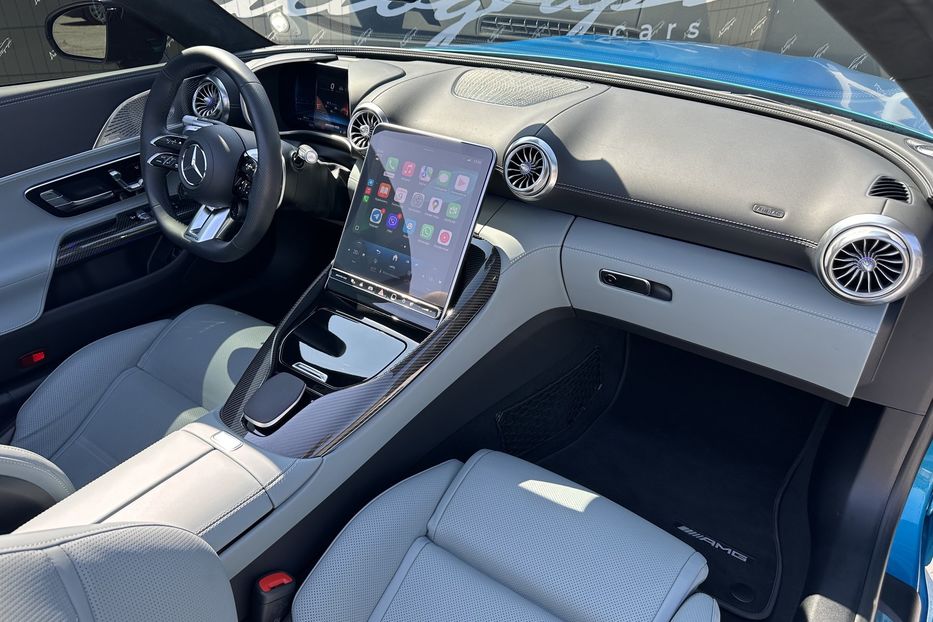 Продам Mercedes-Benz SL-Class 55AMG 4Matic+ 2022 года в Киеве