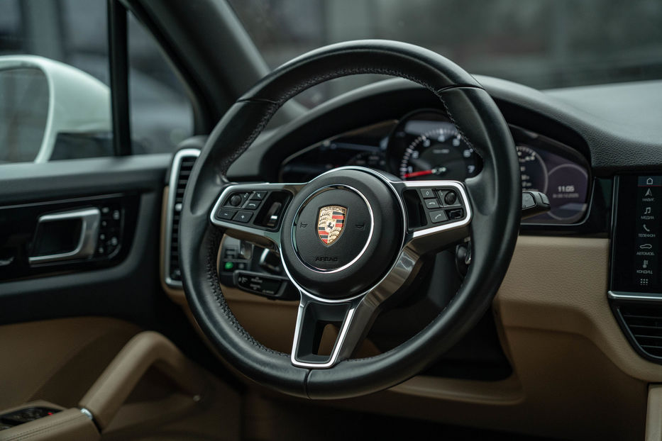 Продам Porsche Cayenne 2019 года в Черновцах