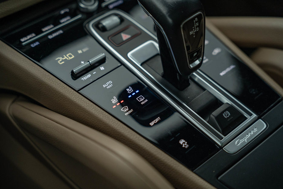 Продам Porsche Cayenne 2019 года в Черновцах