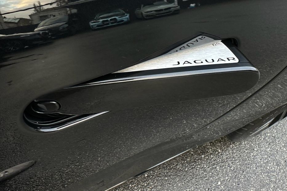 Продам Jaguar F-Type 2023 года в Киеве