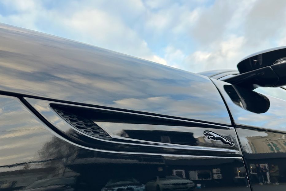 Продам Jaguar F-Type 2023 года в Киеве