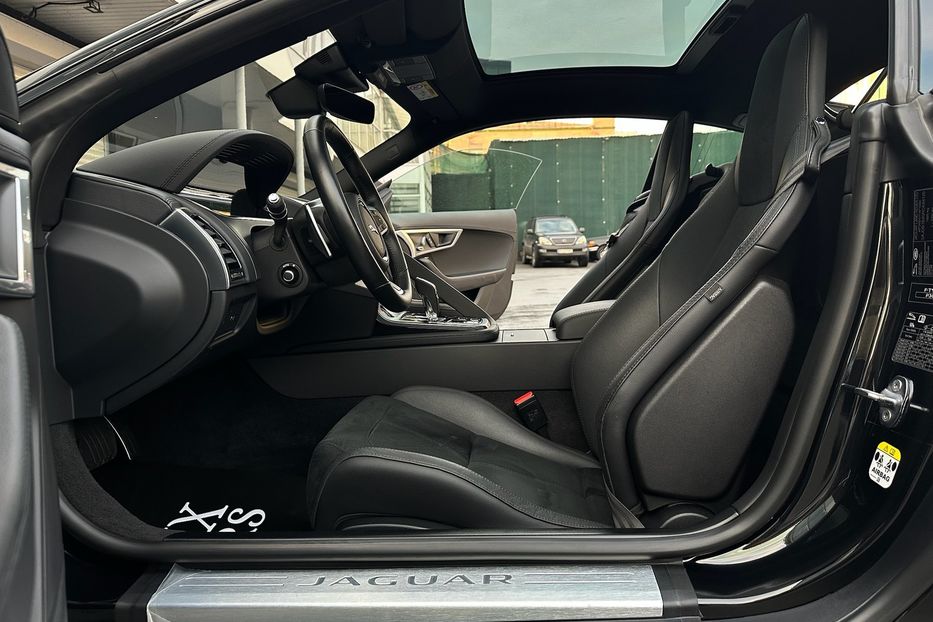 Продам Jaguar F-Type 2023 года в Киеве