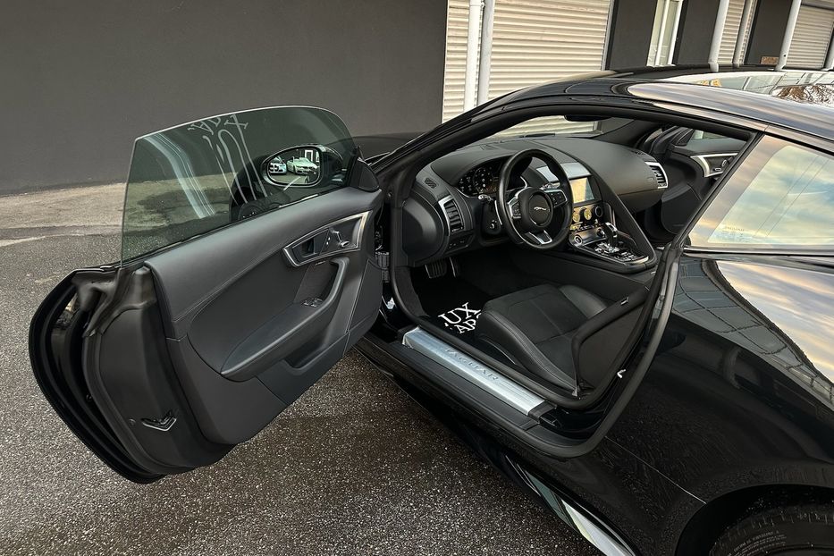 Продам Jaguar F-Type 2023 года в Киеве