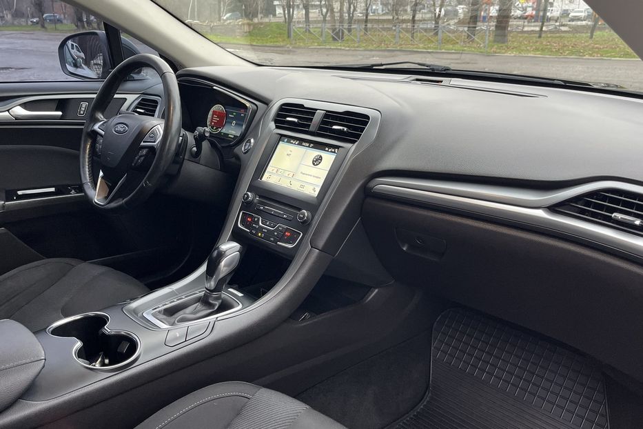 Продам Ford Mondeo Офіційний 2017 года в Николаеве