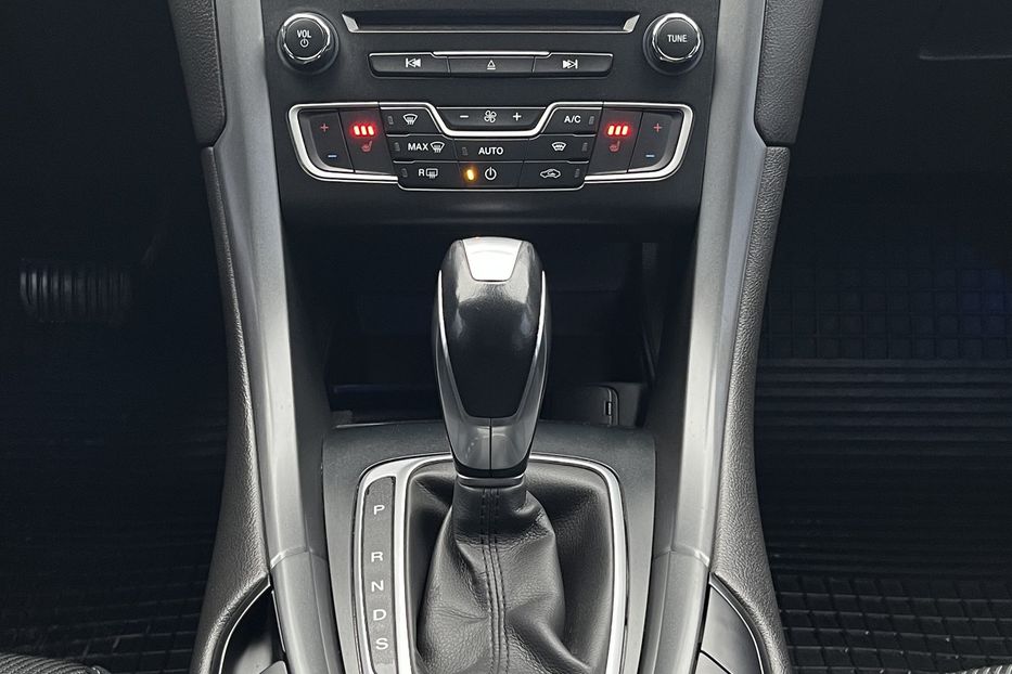 Продам Ford Mondeo Офіційний 2017 года в Николаеве