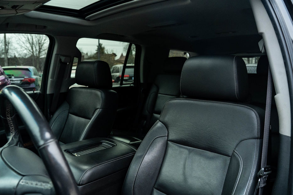 Продам Chevrolet Tahoe 2016 года в Черновцах