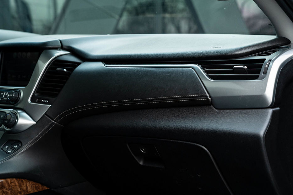 Продам Chevrolet Tahoe 2016 года в Черновцах