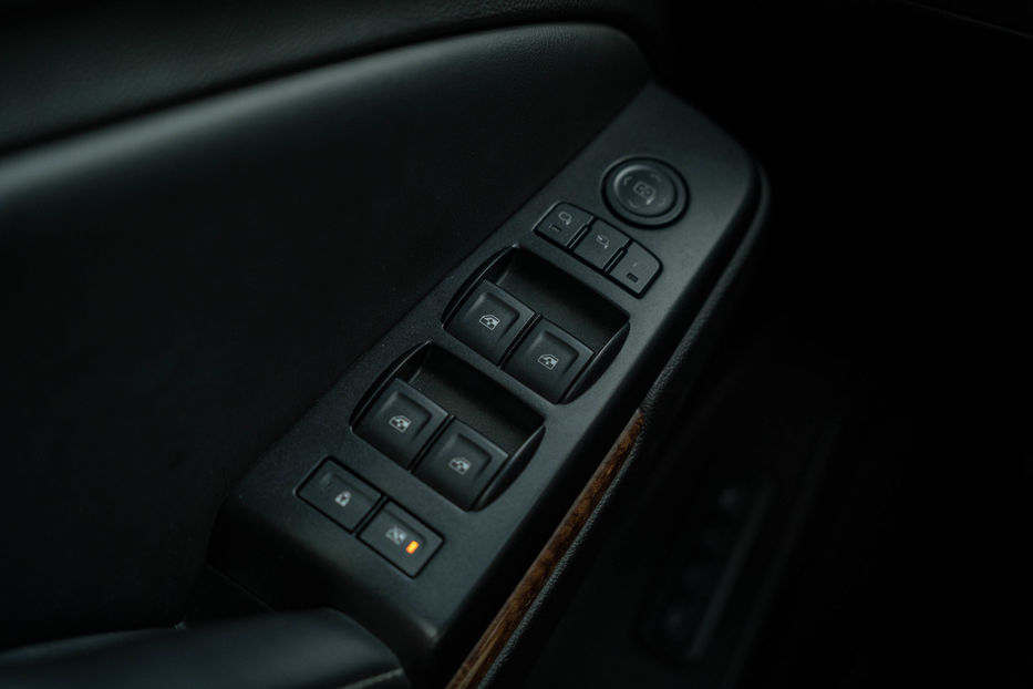 Продам Chevrolet Tahoe 2016 года в Черновцах