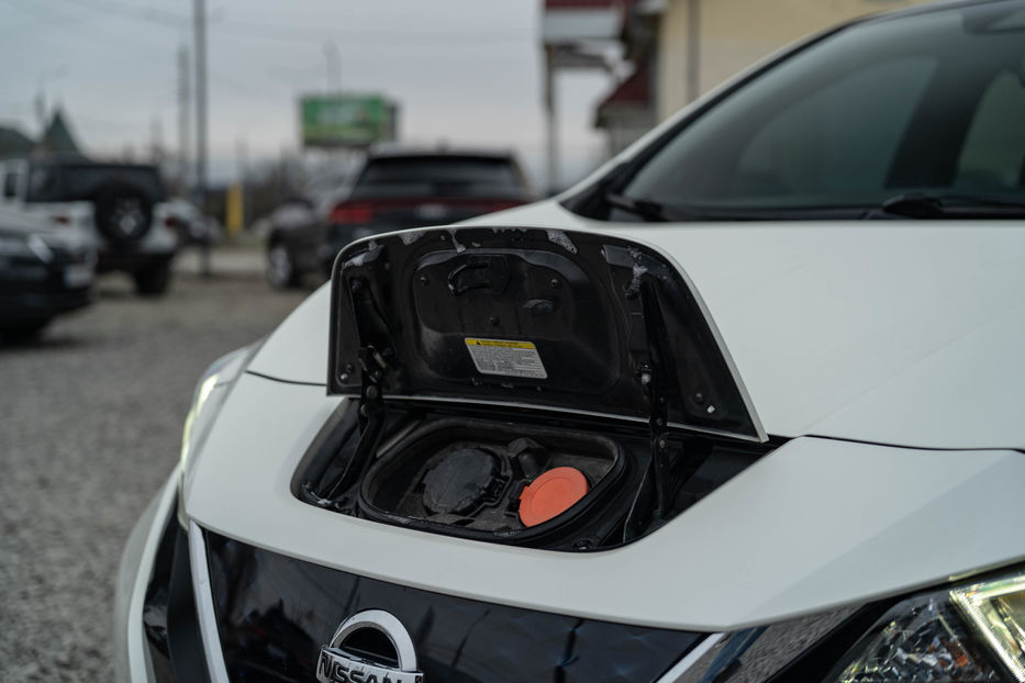 Продам Nissan Leaf 2018 года в Черновцах