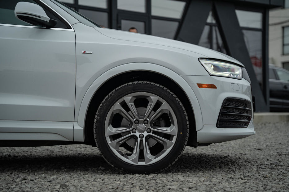 Продам Audi Q3 Prestige 2016 года в Черновцах