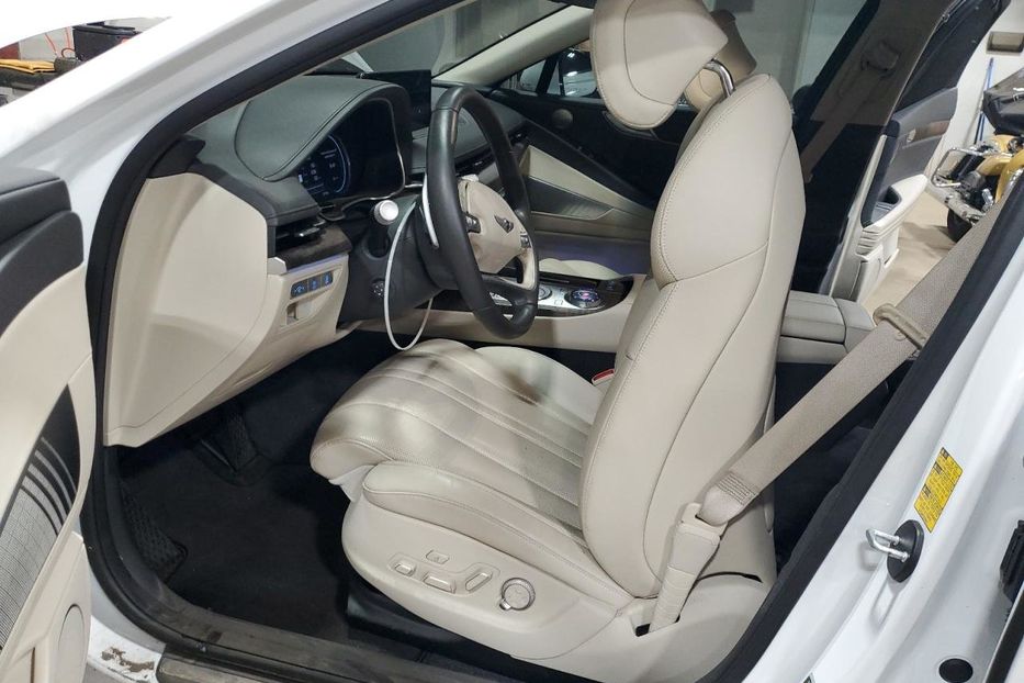 Продам Hyundai R Genesis G80 2022 года в Черновцах