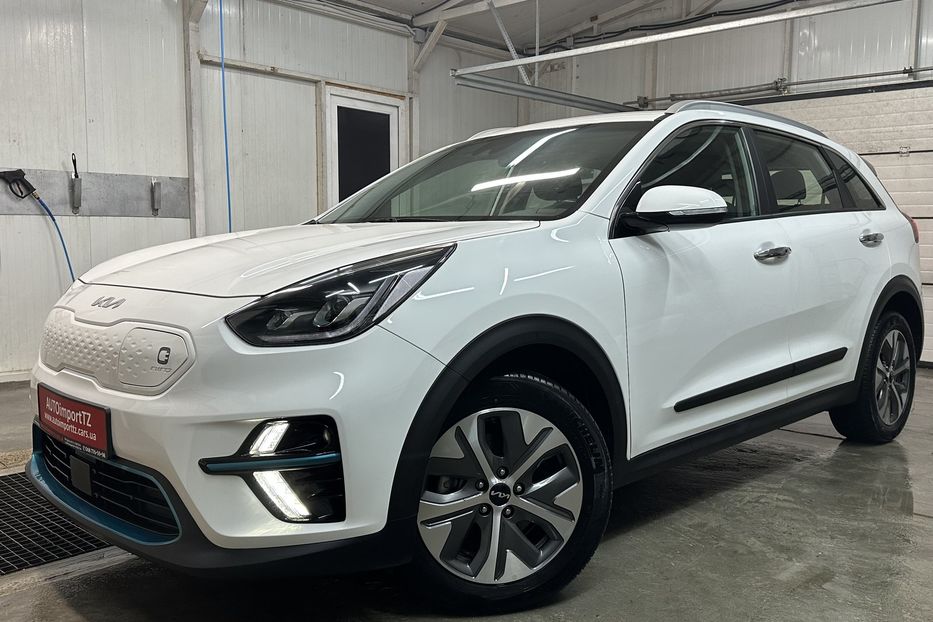 Продам Kia Niro 64кВт.Підігрів керма/сидінь 2022 года в Львове