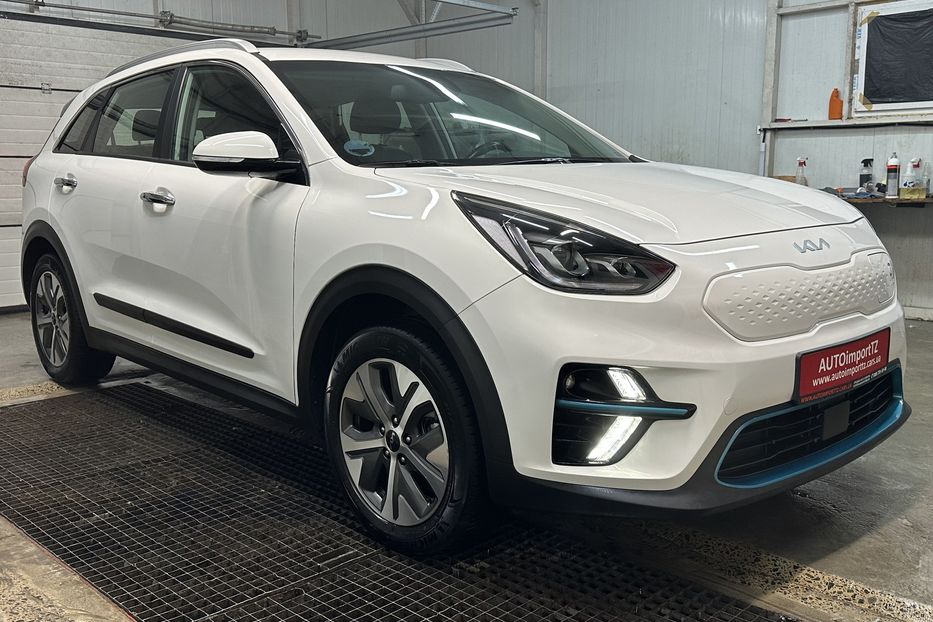 Продам Kia Niro 64кВт.Підігрів керма/сидінь 2022 года в Львове
