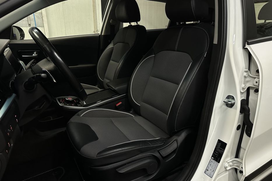 Продам Kia Niro 64кВт.Підігрів керма/сидінь 2022 года в Львове