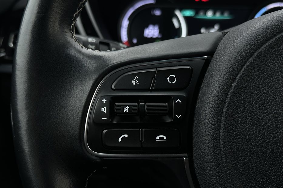 Продам Kia Niro 64кВт.Підігрів керма/сидінь 2022 года в Львове