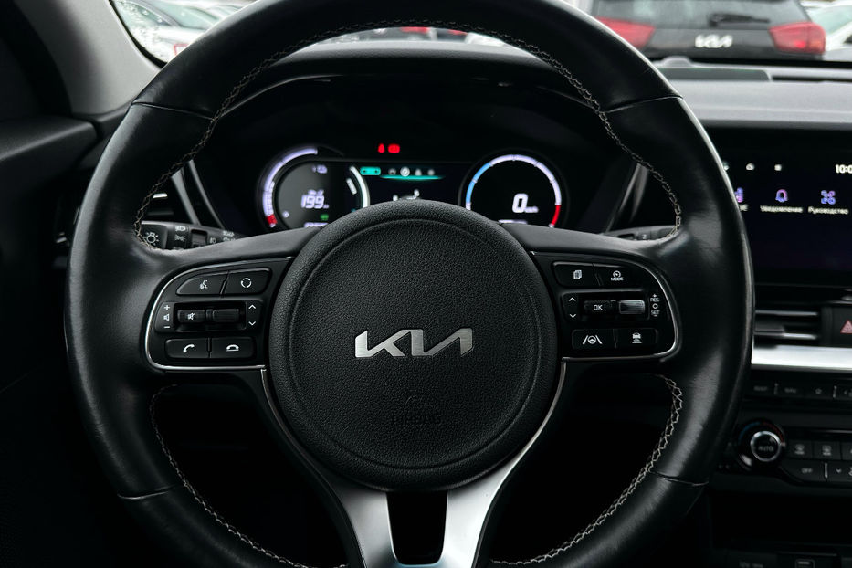 Продам Kia Niro 64кВт.Підігрів керма/сидінь 2022 года в Львове
