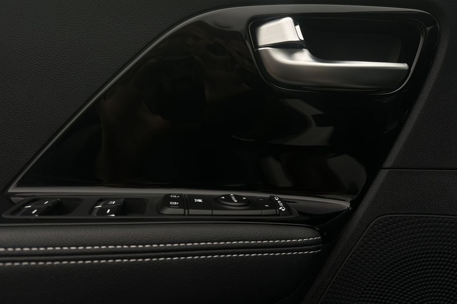 Продам Kia Niro 64кВт.Підігрів керма/сидінь 2022 года в Львове