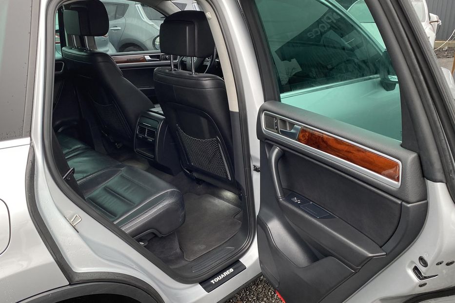 Продам Volkswagen Touareg 2010 года в Луцке