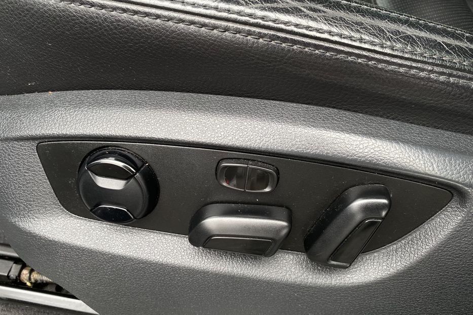 Продам Volkswagen Touareg 2010 года в Луцке