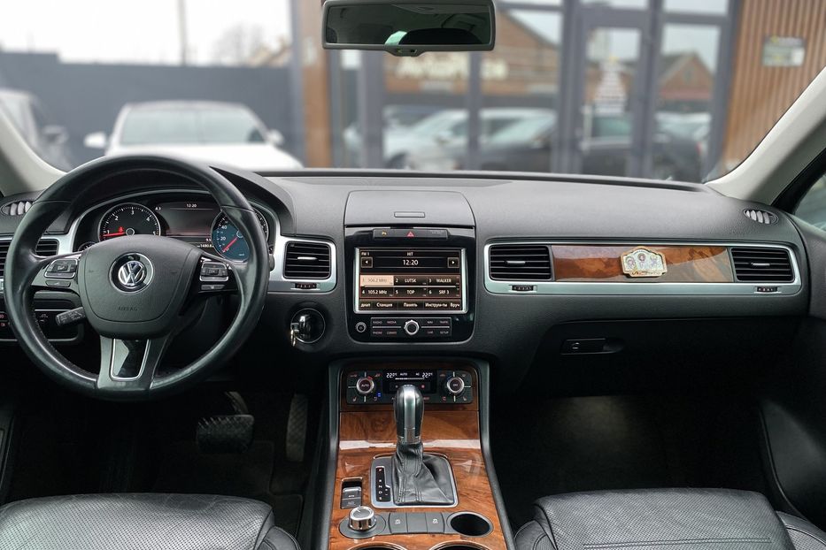 Продам Volkswagen Touareg 2010 года в Луцке