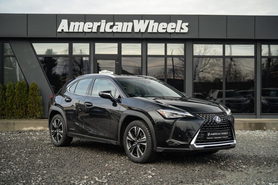 Продам Lexus CT UX 250h 2021 года в Черновцах