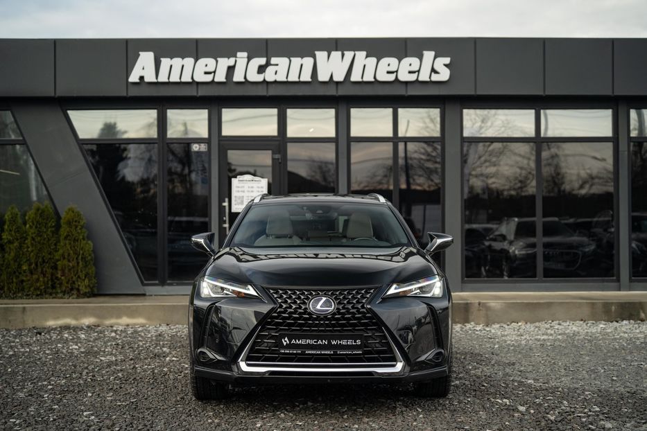 Продам Lexus CT UX 250h 2021 года в Черновцах