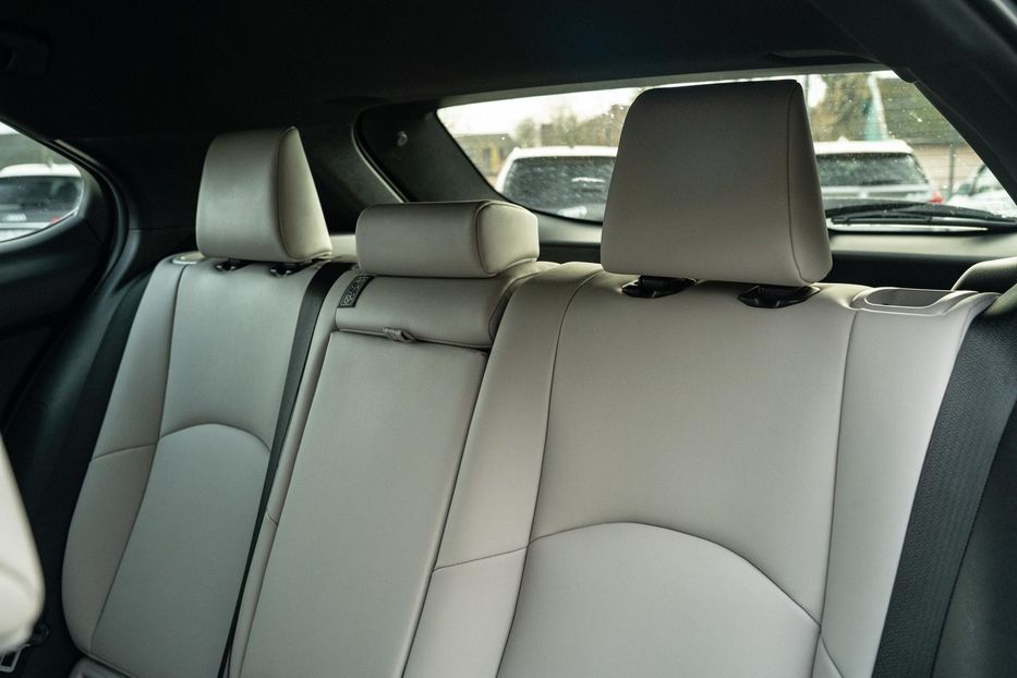 Продам Lexus CT UX 250h 2021 года в Черновцах