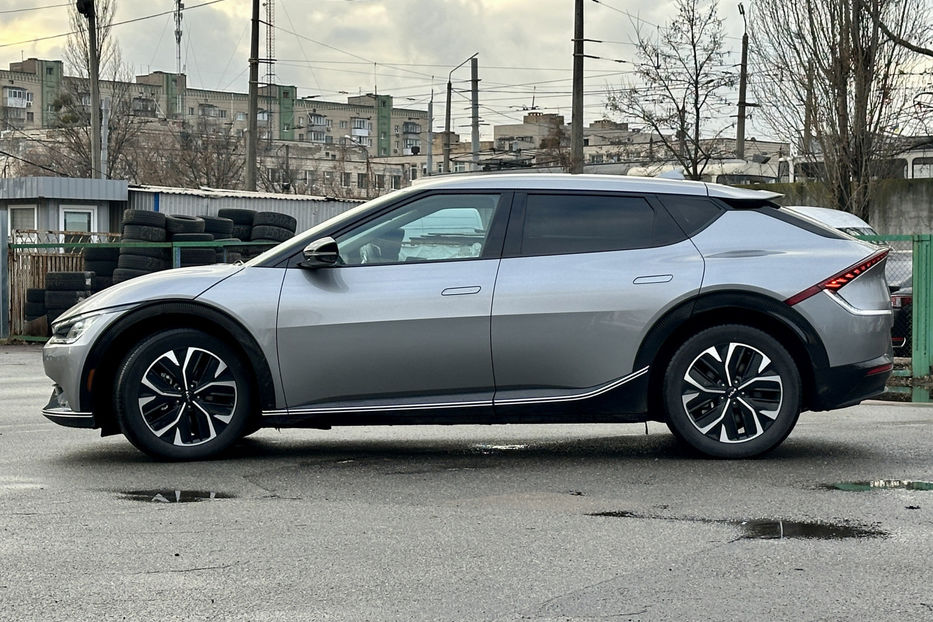 Продам Kia EV6 77.4 kWh (229 к.с.) 2023 года в Киеве