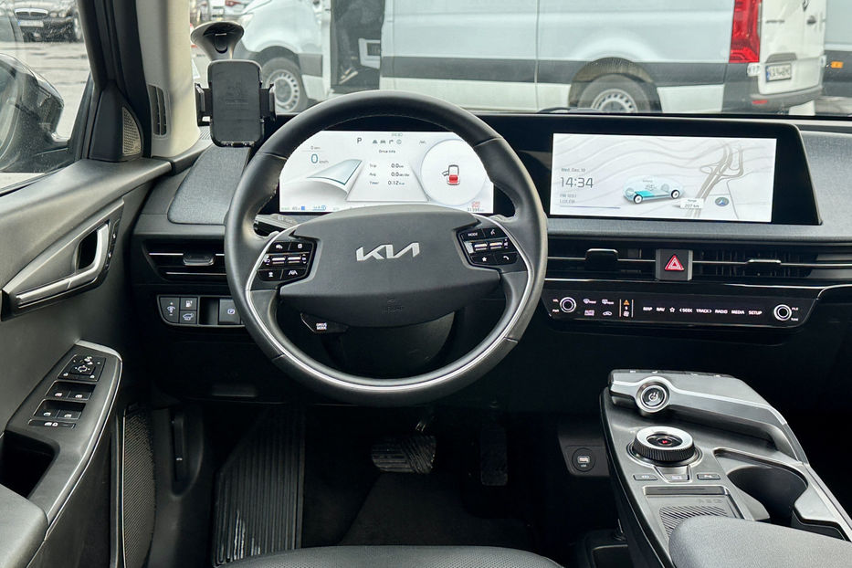 Продам Kia EV6 77.4 kWh (229 к.с.) 2023 года в Киеве