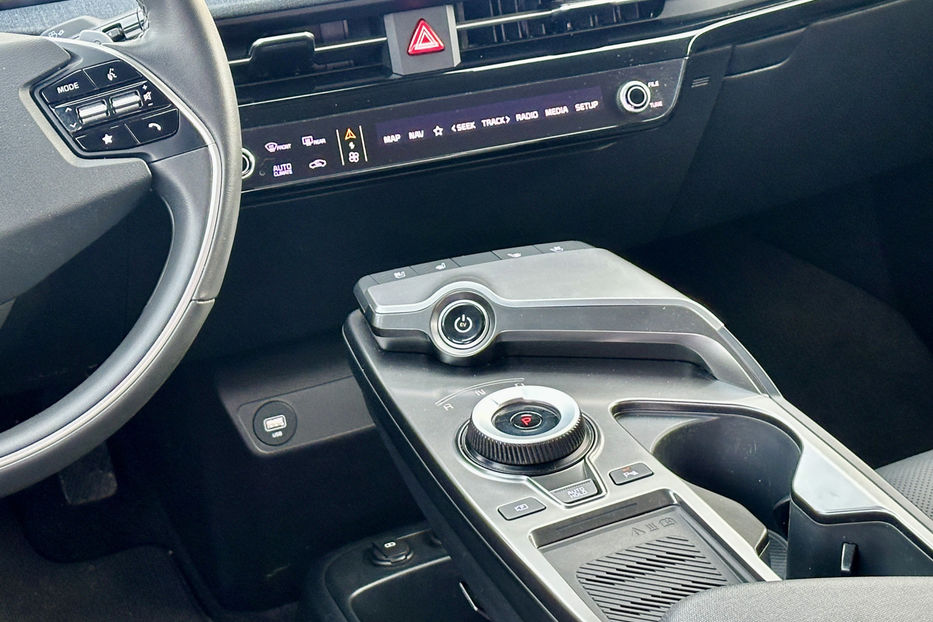 Продам Kia EV6 77.4 kWh (229 к.с.) 2023 года в Киеве