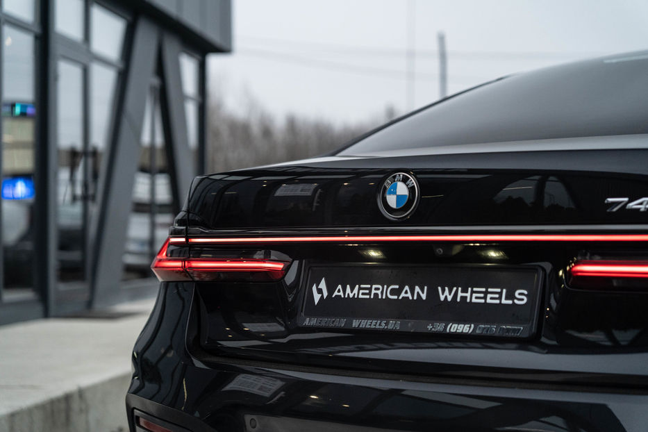 Продам BMW 740 I 2020 года в Черновцах