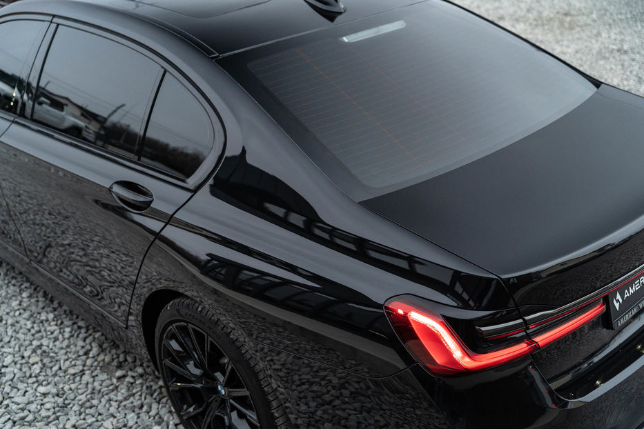 Продам BMW 740 I 2020 года в Черновцах