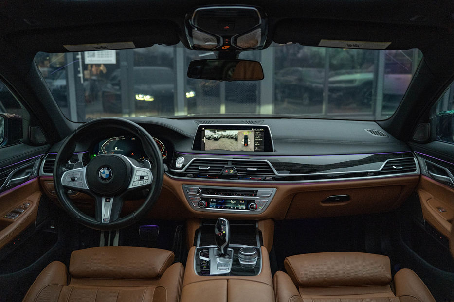 Продам BMW 740 I 2020 года в Черновцах