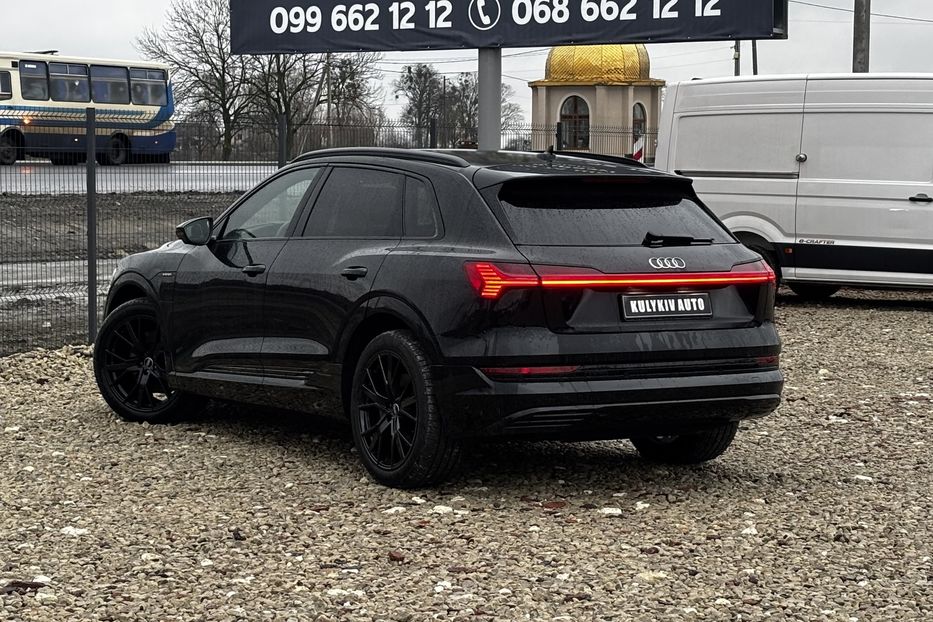 Продам Audi E-Tron 95 kWt  2021 года в Львове