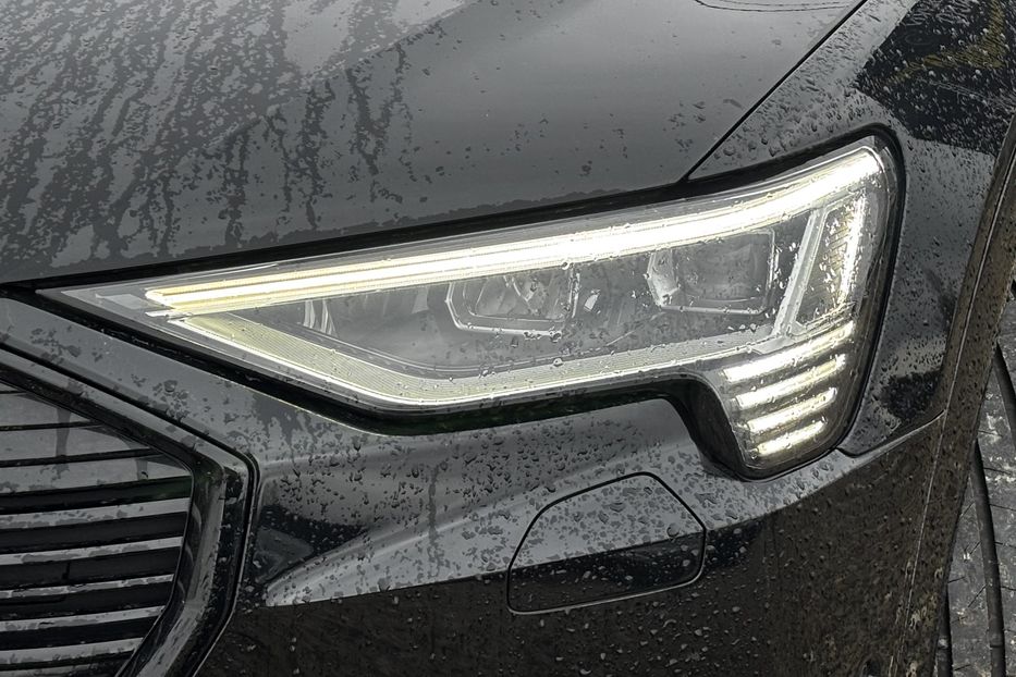 Продам Audi E-Tron 95 kWt  2021 года в Львове