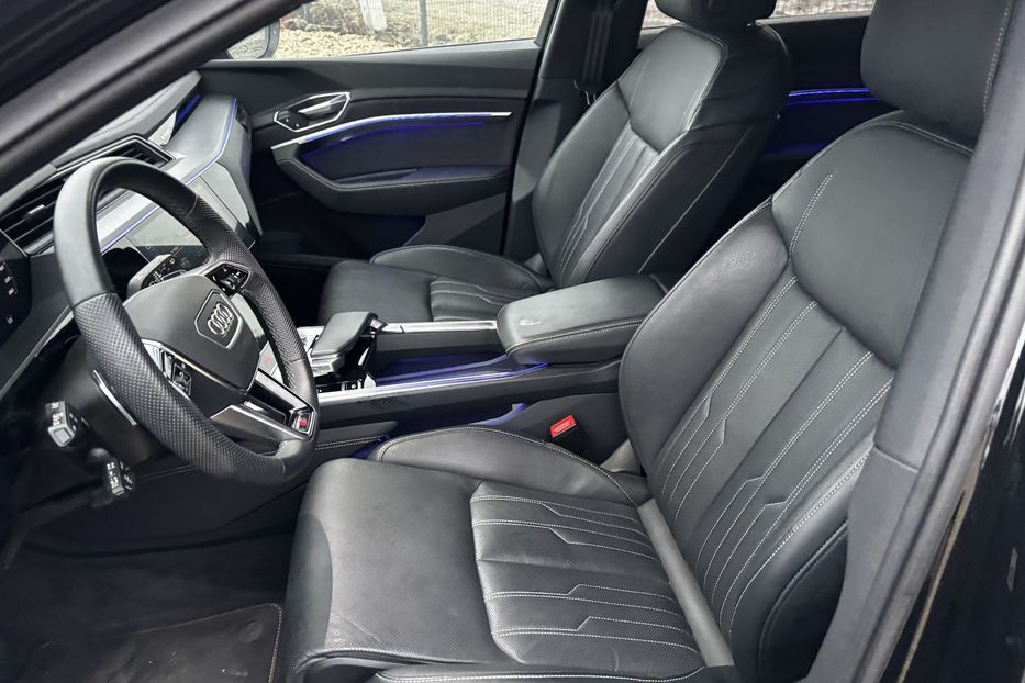 Продам Audi E-Tron 95 kWt  2021 года в Львове
