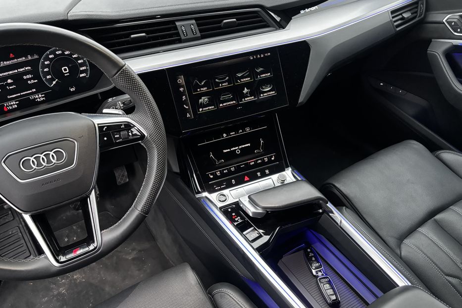 Продам Audi E-Tron 95 kWt  2021 года в Львове