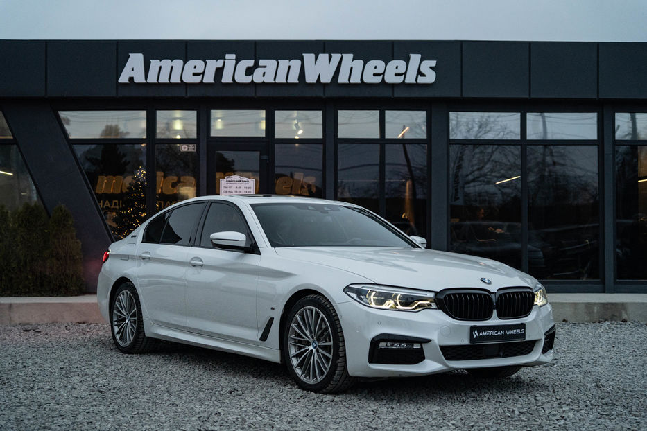 Продам BMW 530 e iPerformance 2018 года в Черновцах