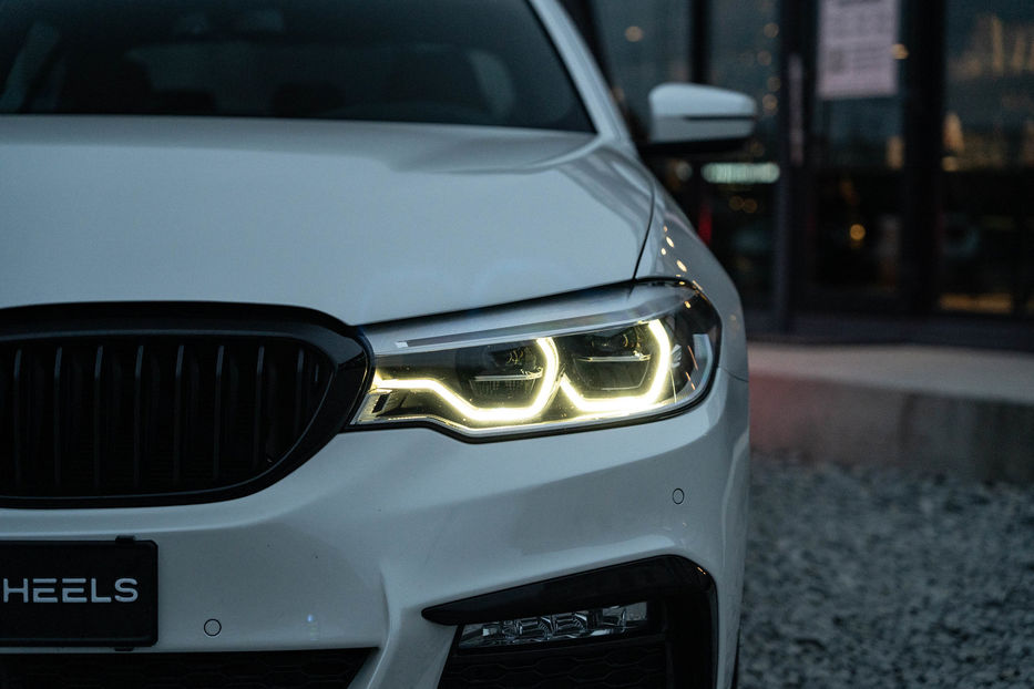 Продам BMW 530 e iPerformance 2018 года в Черновцах
