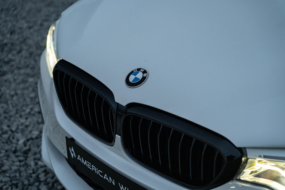 Продам BMW 530 e iPerformance 2018 года в Черновцах