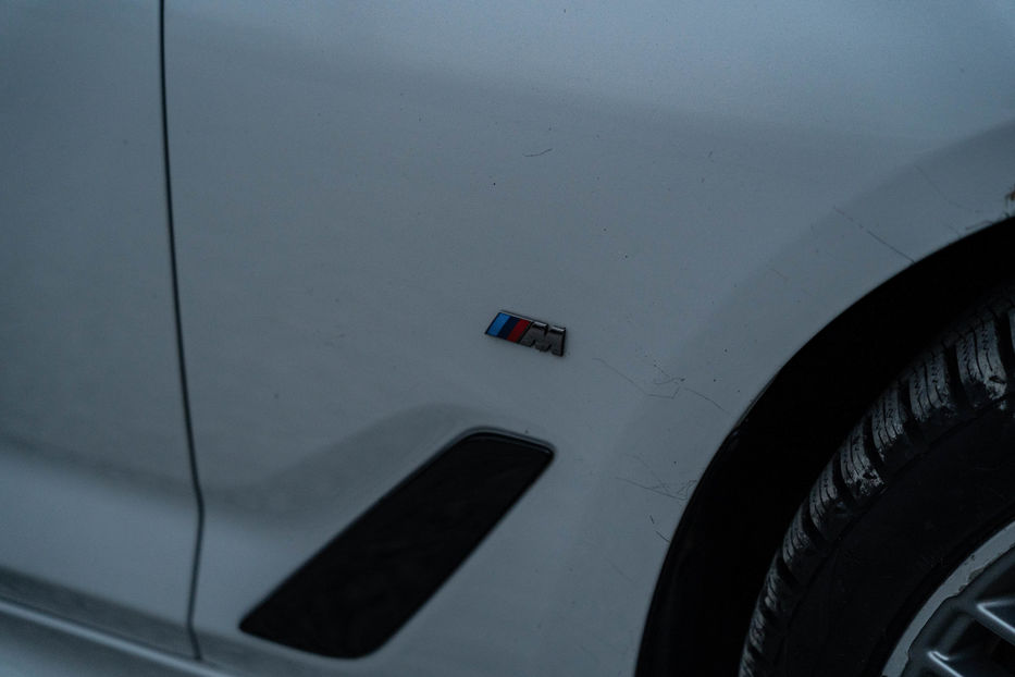 Продам BMW 530 e iPerformance 2018 года в Черновцах