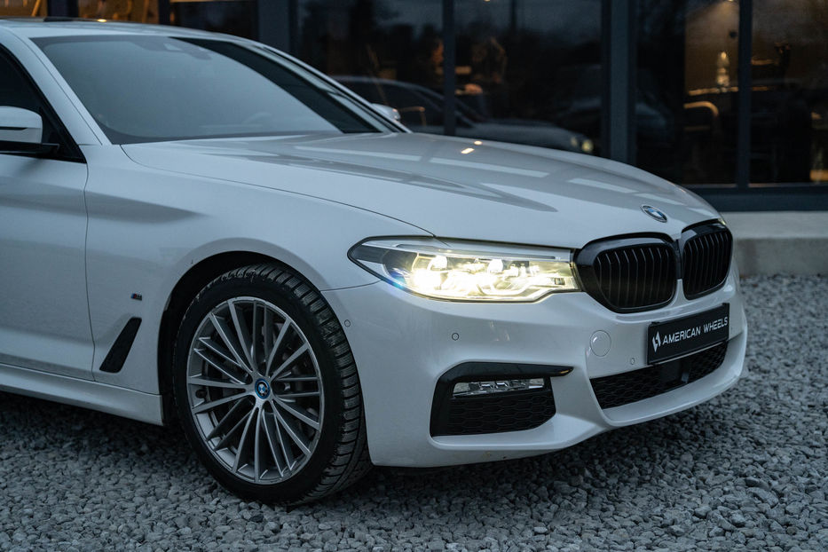 Продам BMW 530 e iPerformance 2018 года в Черновцах